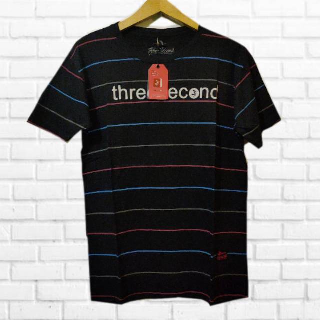 3 Second - T'Shirt Pria