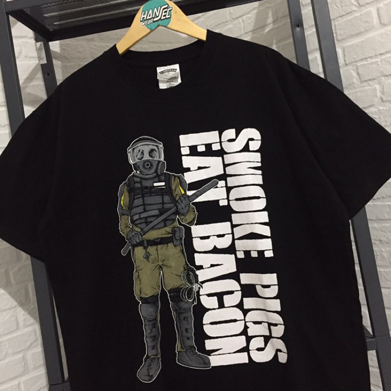 T-Shirt Lawless Jakarta “Smoke Pigs”