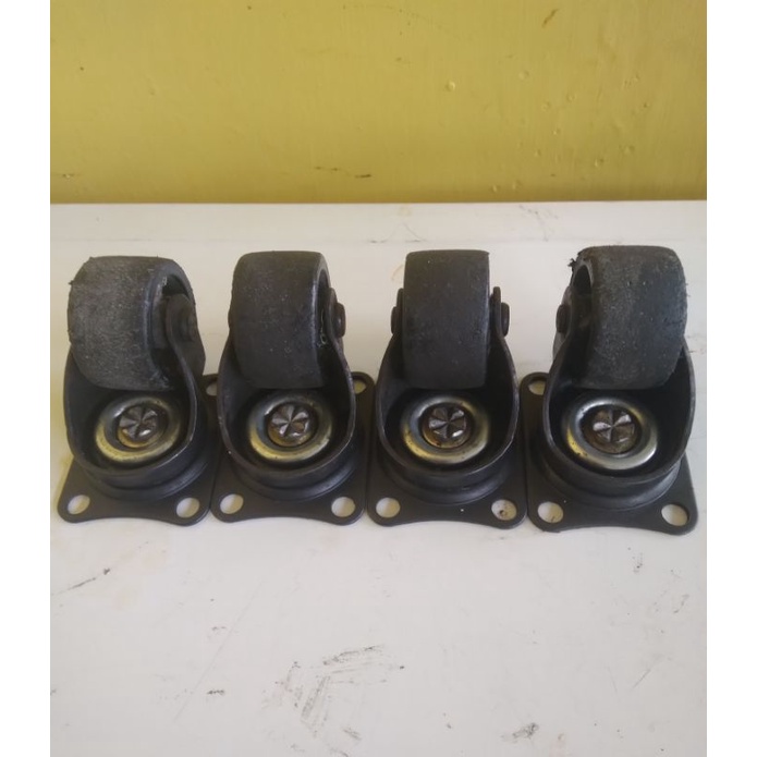 Roda Lot 4Pcs bekas copotan mesin Potocopy dimensi pada Gambar