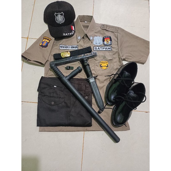 1 set lengkap pdh satpm  dari  topi/sepatu /sabuk/dll