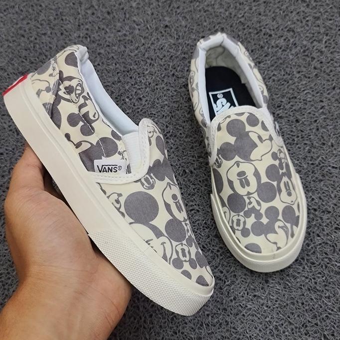 SEPATU ANAK VANS SLIP ON KARAKTER MICKEY MOUSE CREAM KIDS