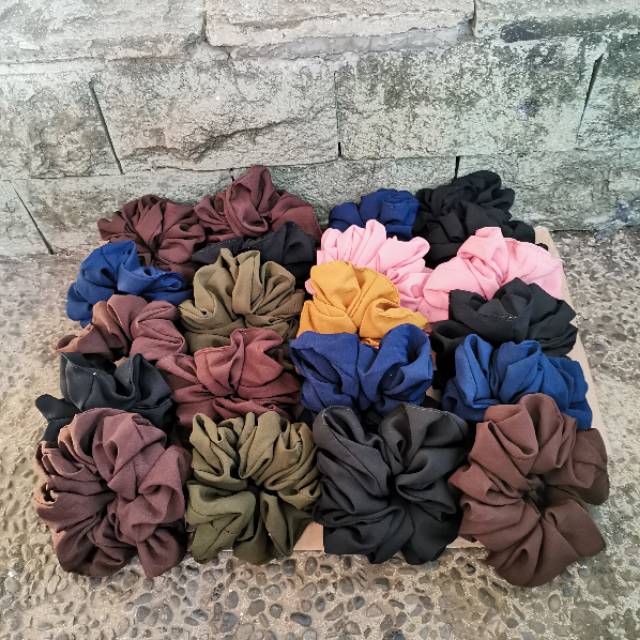 Scrunchie Hijab Ikat Rambut Cempol Rambut Medium Dan Mini