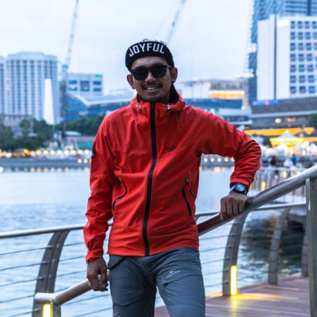 Jaket Outdoor Dermizax Revolt series - Jaket waterproof - Jaket Hiking