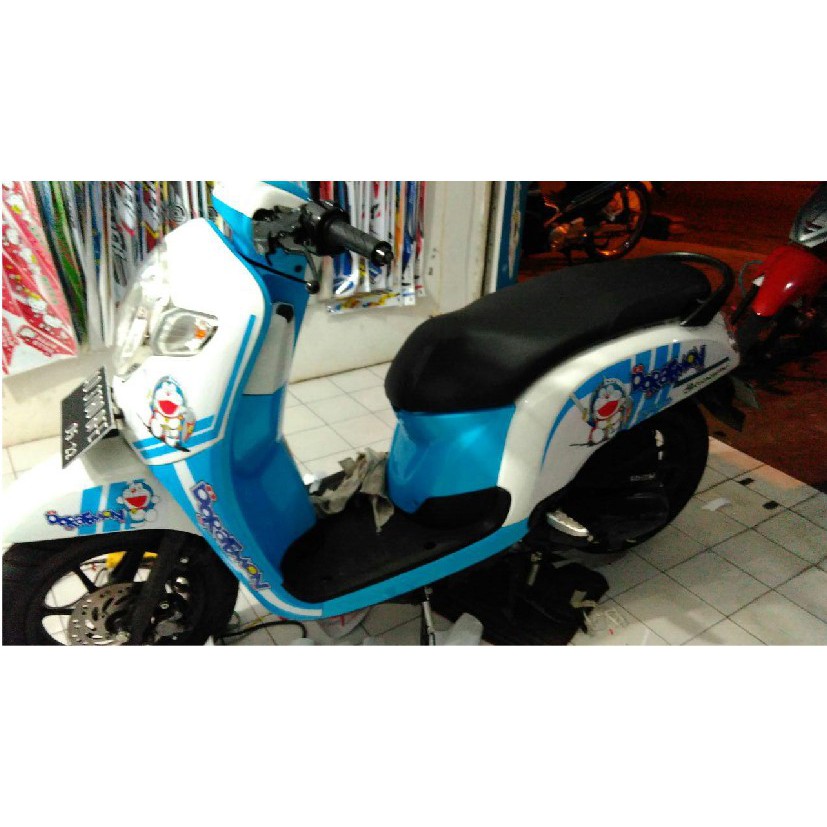 NEW STIKER SCOOPY DORAEMON 2017 - 2019