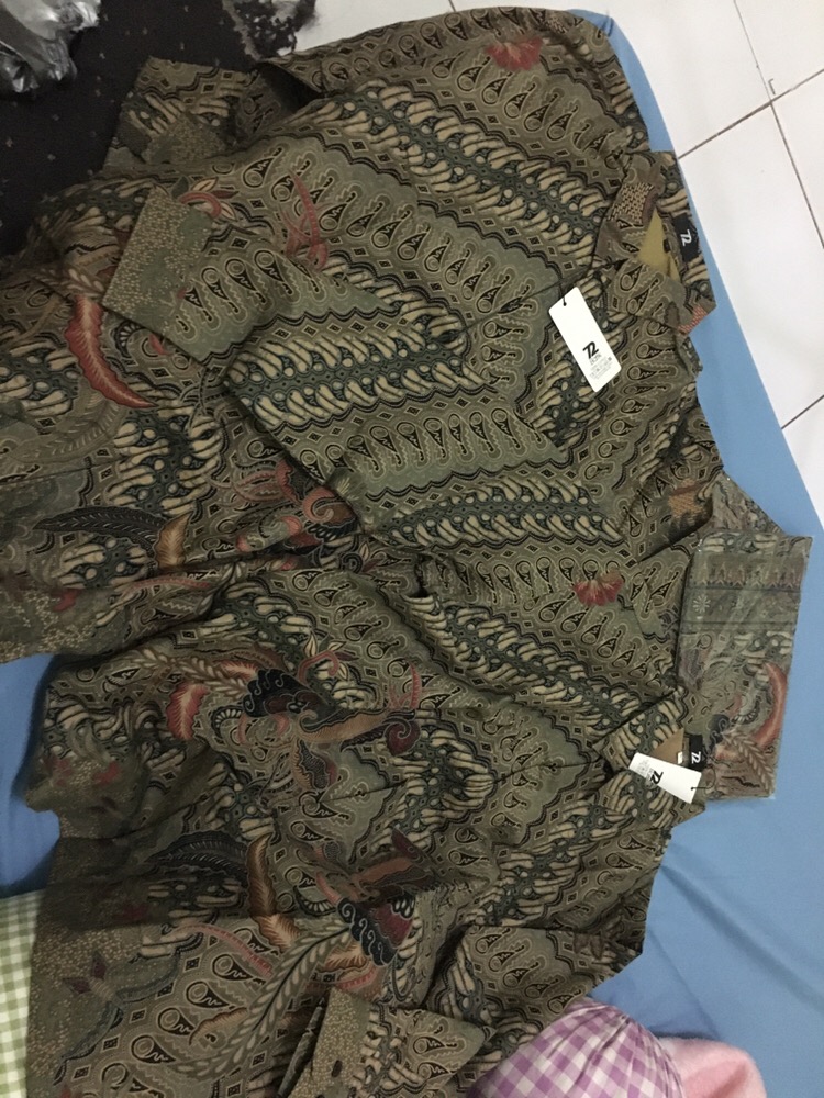 Kemeja Batik Pria Lengan Panjang Premium Parang Seling Kusumo Hijau Terang 725594 Cap 72