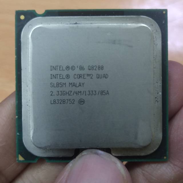 Prosesor Intel LGA 775 core 2 quad quad core Q8200 2.33ghz