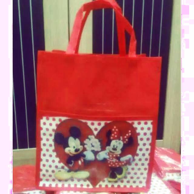 

Tas ulang tahun 2 kntong