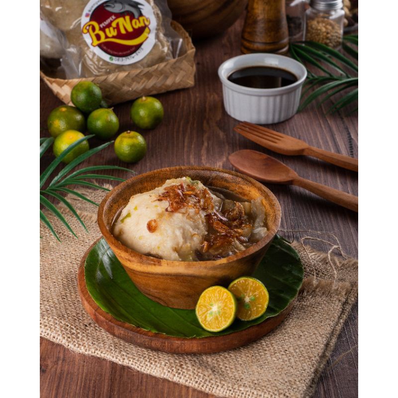 

Pempek Bunan - Model Ikan Tenggiri isi Tahu