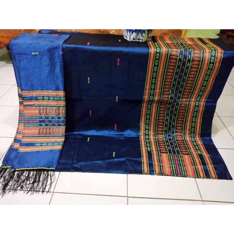 Sutra Hongkong Tenun Siantar