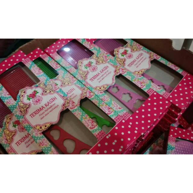 

Souvenir sisir pke dus box