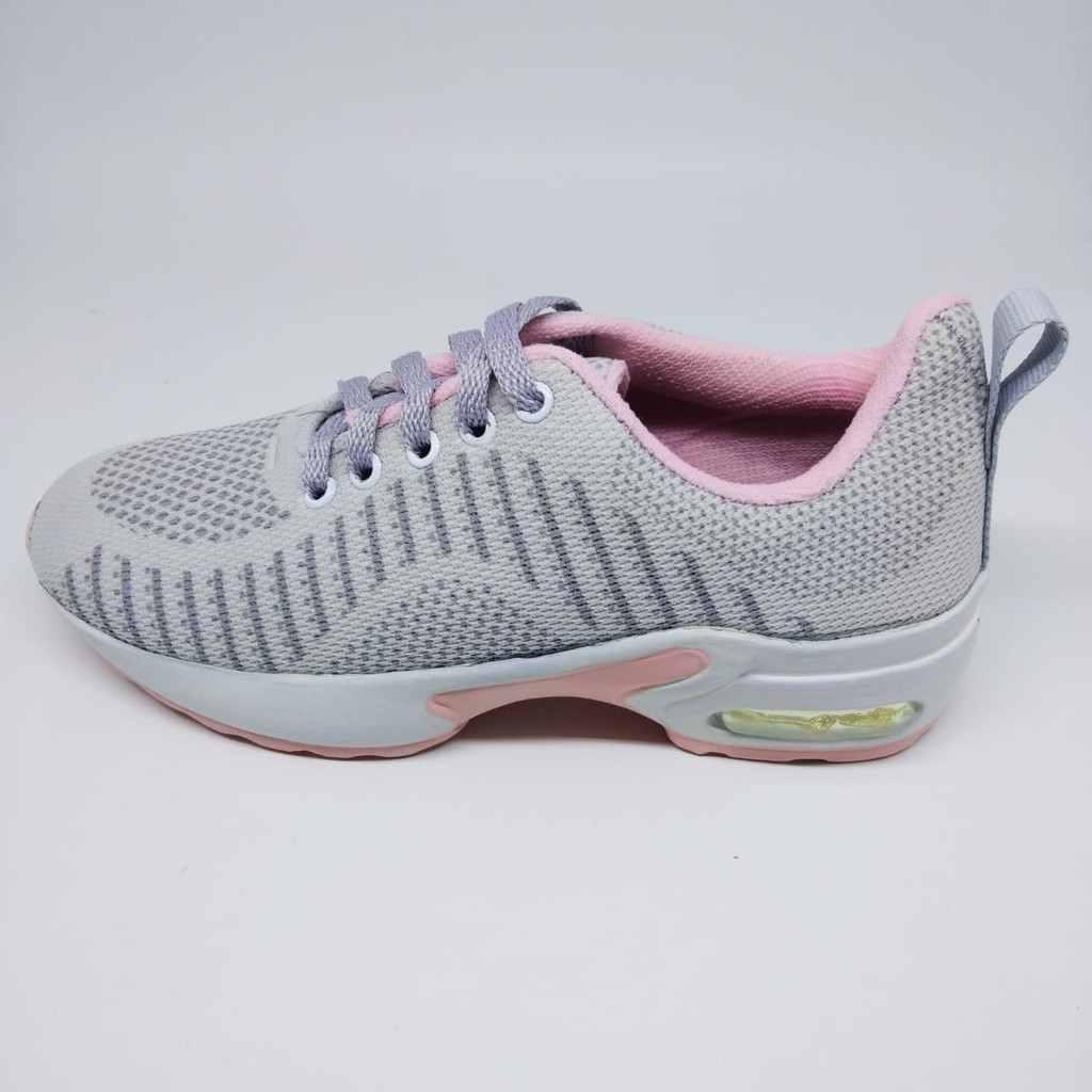 Best Seller Sneakers Wanita Adeva SDS323