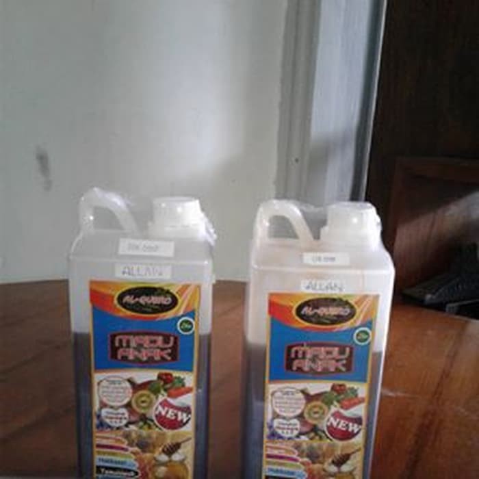 

Madu Al Qubro Anak Genius 1 Kg Halal Sesuai Aturan Pusat - MMD2212