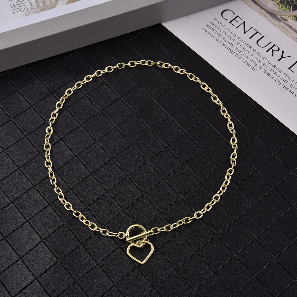 Korea Ins Love Pendant Thick Chain Necklace for Women Hollow Clavicle Chain Fashion Jewelry