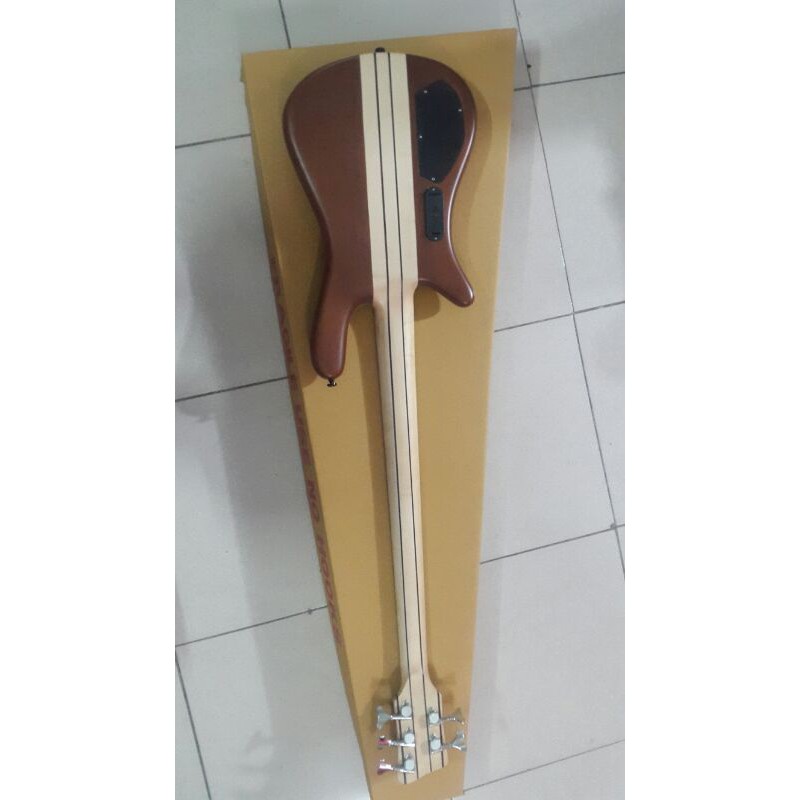GITAR BASS WARWICK 5 STRING PU AKTIF