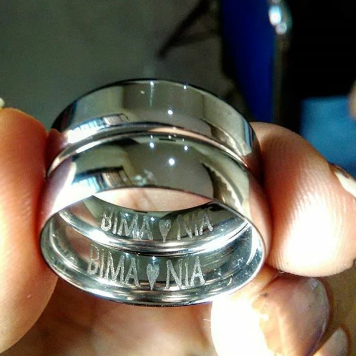 Cincin Polos Putih/Silver Titanium Asli