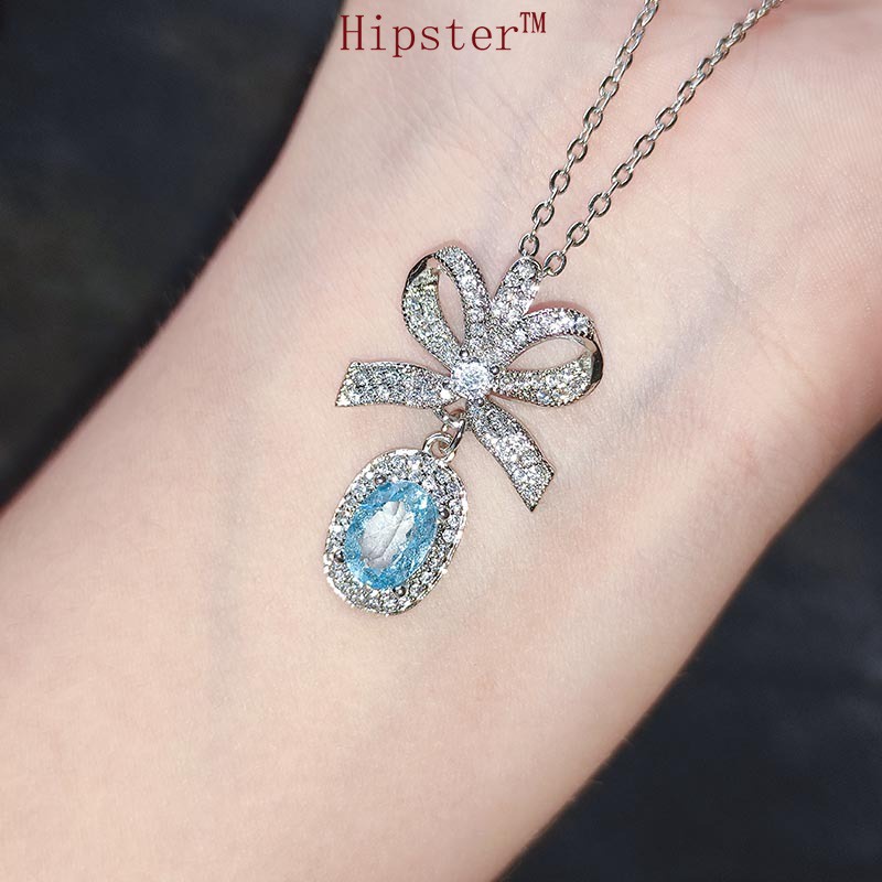 Fashion New Natural Blue Topaz Butterfly Pendant Women 'S Necklace