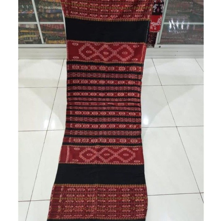 sarung tenun motif Raijua NTT