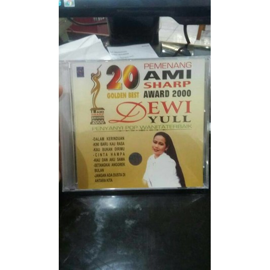 CD ORIGINAL DEWI YULL - 20 GOLDEN BEST