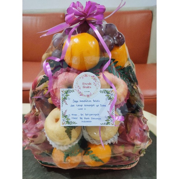 

Parcel Buah Hantaran untuk saudara teman sahabat dll area solo dan sekitarnya