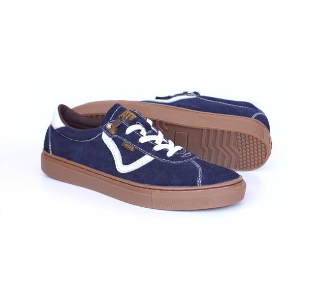 Sepatu Lokal Shoes Local Pride Cevany Ballad Os Low Cut Navy Gum