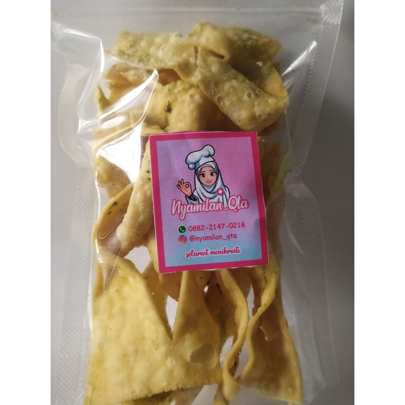 

pangsit bawang 200 gram