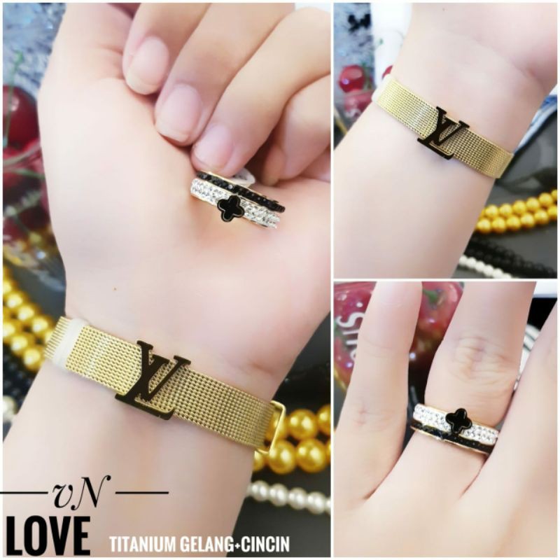 Set Gelang dan Cincin Titanium LV* model jam Tangan