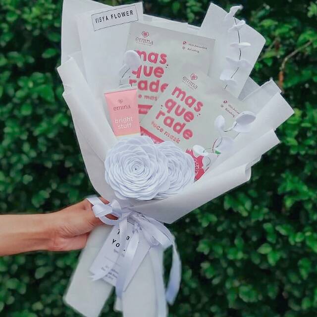 Buket bunga skincare emina