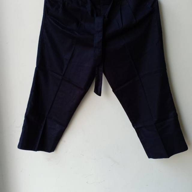 Celana wanita Details