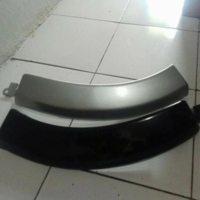 Over Fender Rush Terios Lama