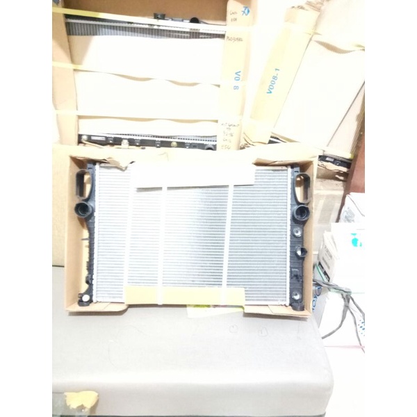 Radiator Mercy W211 E320 2006 2007 2008 2009