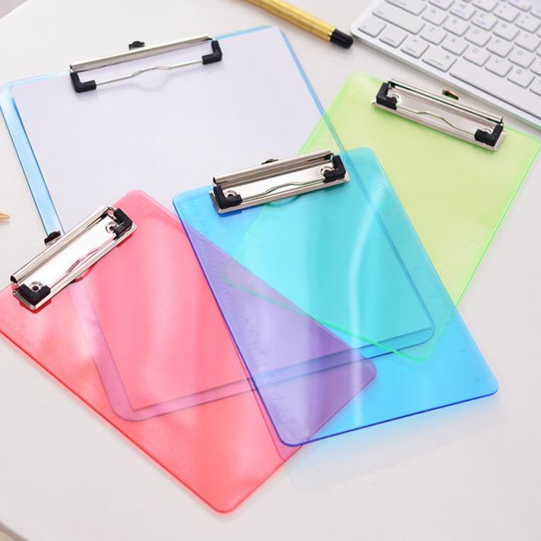 

ど PAPAN JALAN UJIAN CLIPBOARD PLASTIK FOLIO TRANSPARANT TEBAL PAPAN DADA も