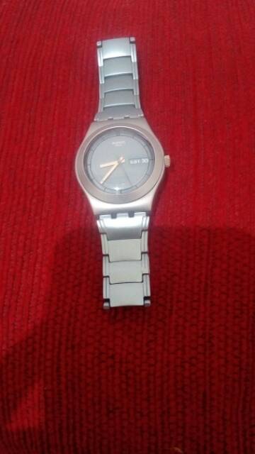 harga jam swatch irony