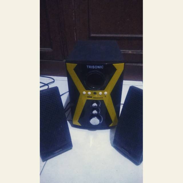 SPEAKER AKTIF TRISONIC T-188