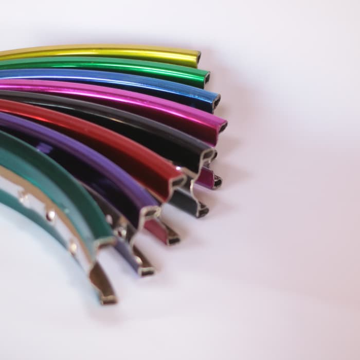 

Pewarna Logam- Pelapis Logam (Instant Chrome / chrome candy) oles