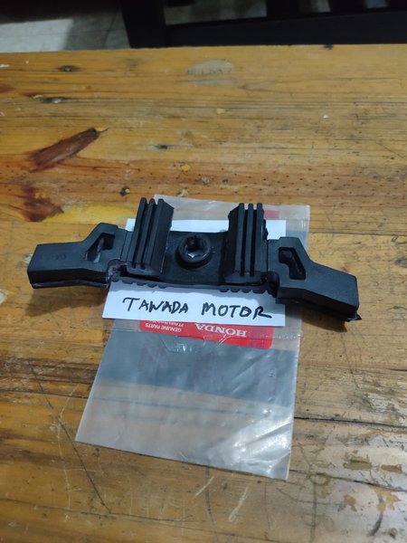 KARET BANTALAN TANGKI SET HONDA VERZA DAN CB150 VERZA