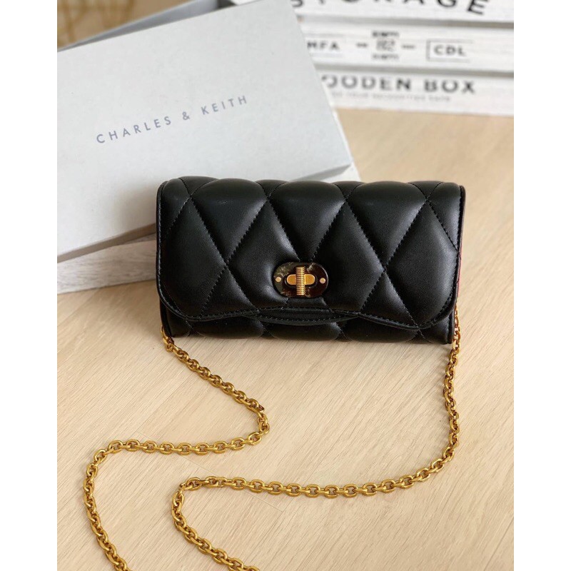 charles and keith mini