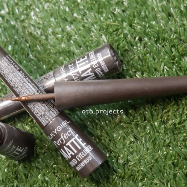 Eyeliner liquid Silky Girl