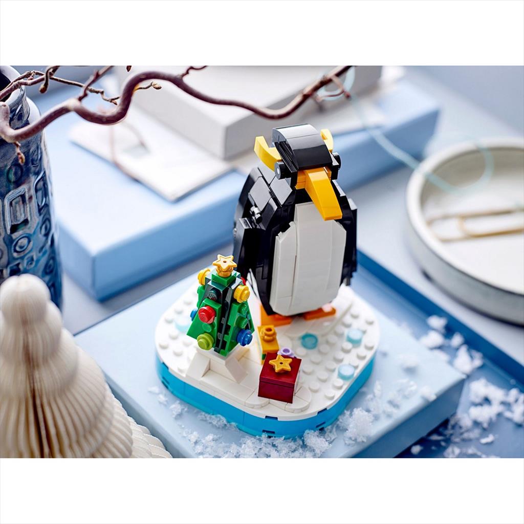 LEGO Seasonal 40498 Christmas Penguin