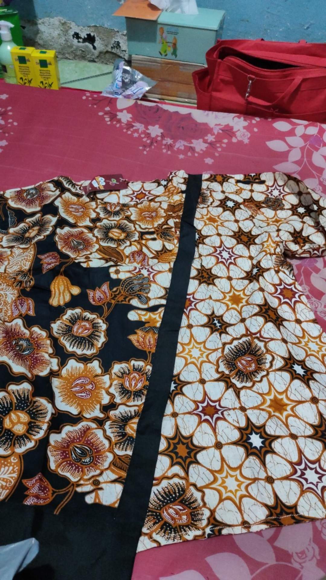 Batik Wanita Atasan Blouse Motif Bunga Ready S-m-l-xl-xxl-3l-4l-5l By Batik Dua Putri Trend 2021