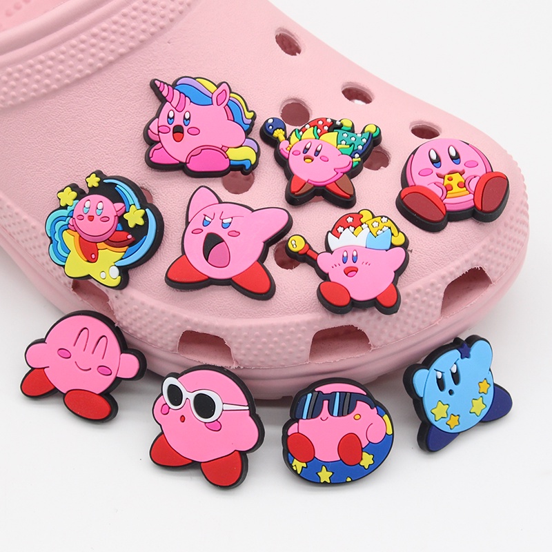 1pcs Jibbitz Crocs wanita charms sendal Pink Kirby PVC pin Aksesoris DIY Bahan Untuk Dekorasi Sepatu Hadiah pria