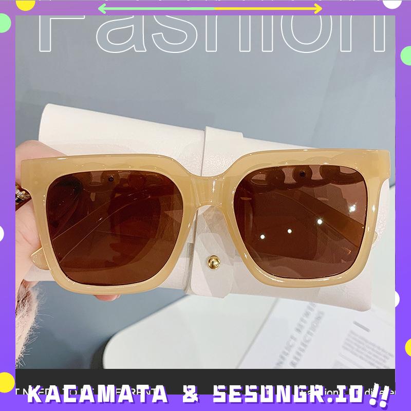 Kacamata Hitam Sunglasses Desain Rantai Persegi Bingkai Besar Kaca mata Retro Lensa Bening Kacamata Wanita Street Shooting