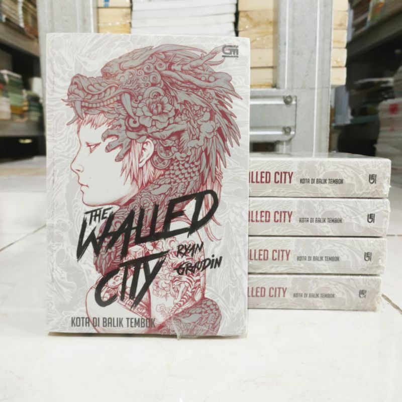 OBRAL NOVEL FANTASI / TIME RIDERS / THE TAKER / THE RECKONING / THE DESCENT / ORIGINAL #4A #14B-The walled