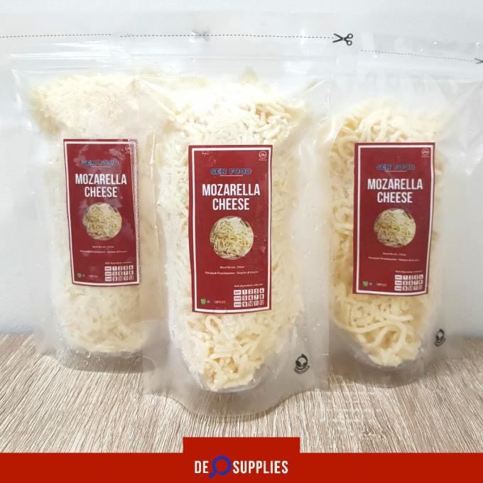 

Mozarella Cheese SenFood 250gr - Keju Mozzarella Parut shredded Repack