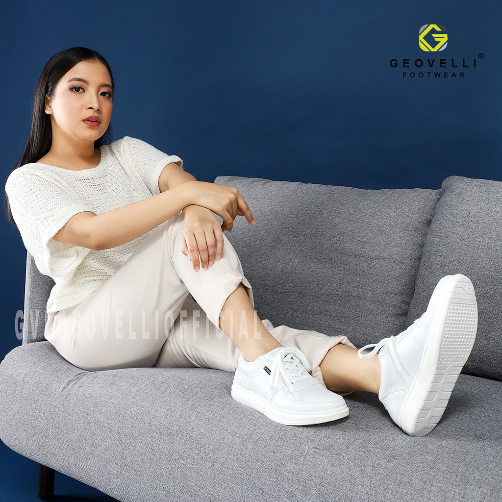 Sepatu Wanita Sneakers Kasual Inner Meningkatkan Sepatu Wanita Putih Distro Bandung Geovelli Terbaru