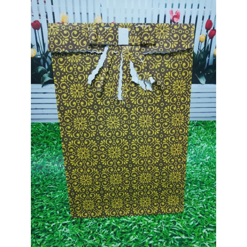 

Kertas Kado Instan Medium seri BATIK Model Pita Urai