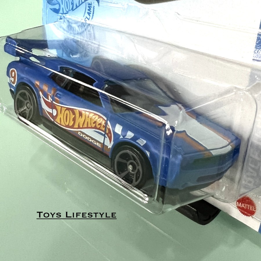 Hotwheels Diecast - Dodge Challenger Drift Car