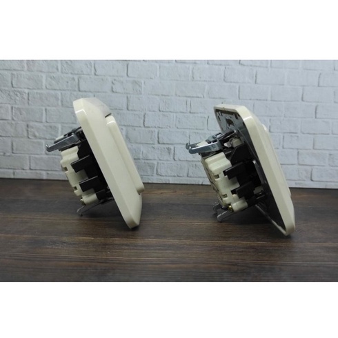 SAKLAR ENGKEL GRACIO 4161 BROCO