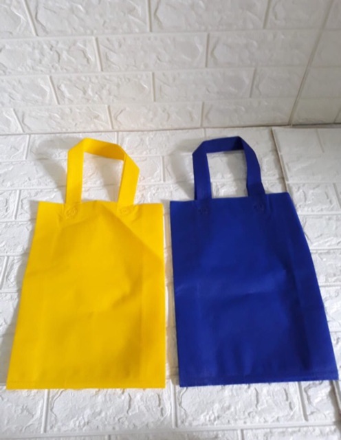 TAS POLOS SPUNBOND GOODIE BAG UKURAN 25 X 35, 30X40 CM