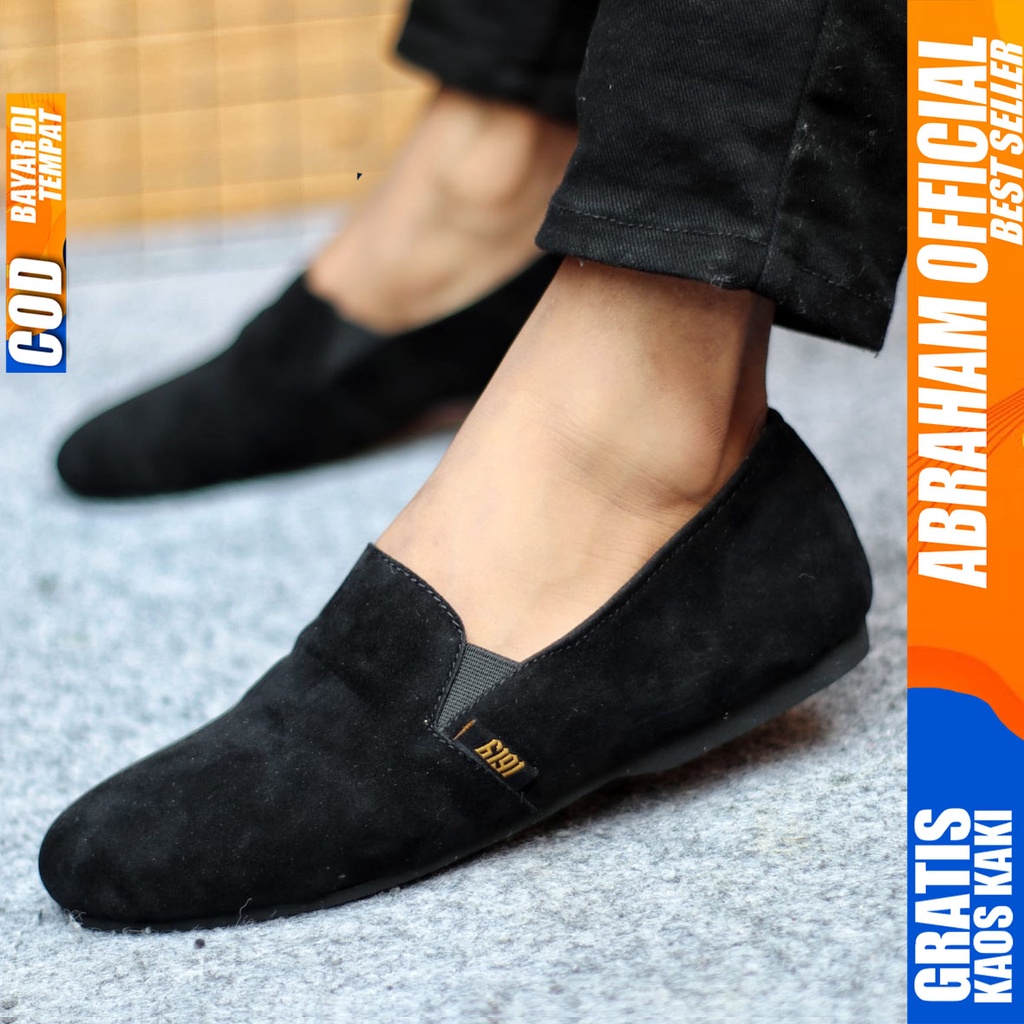 Sepatu Slip On Pria Sepatu Casual Pria Suede Kerja Kantor Kuliah Kondangan Sepatu Slop Pria Sepatu Hitam Pria CHROD ABRAHAM