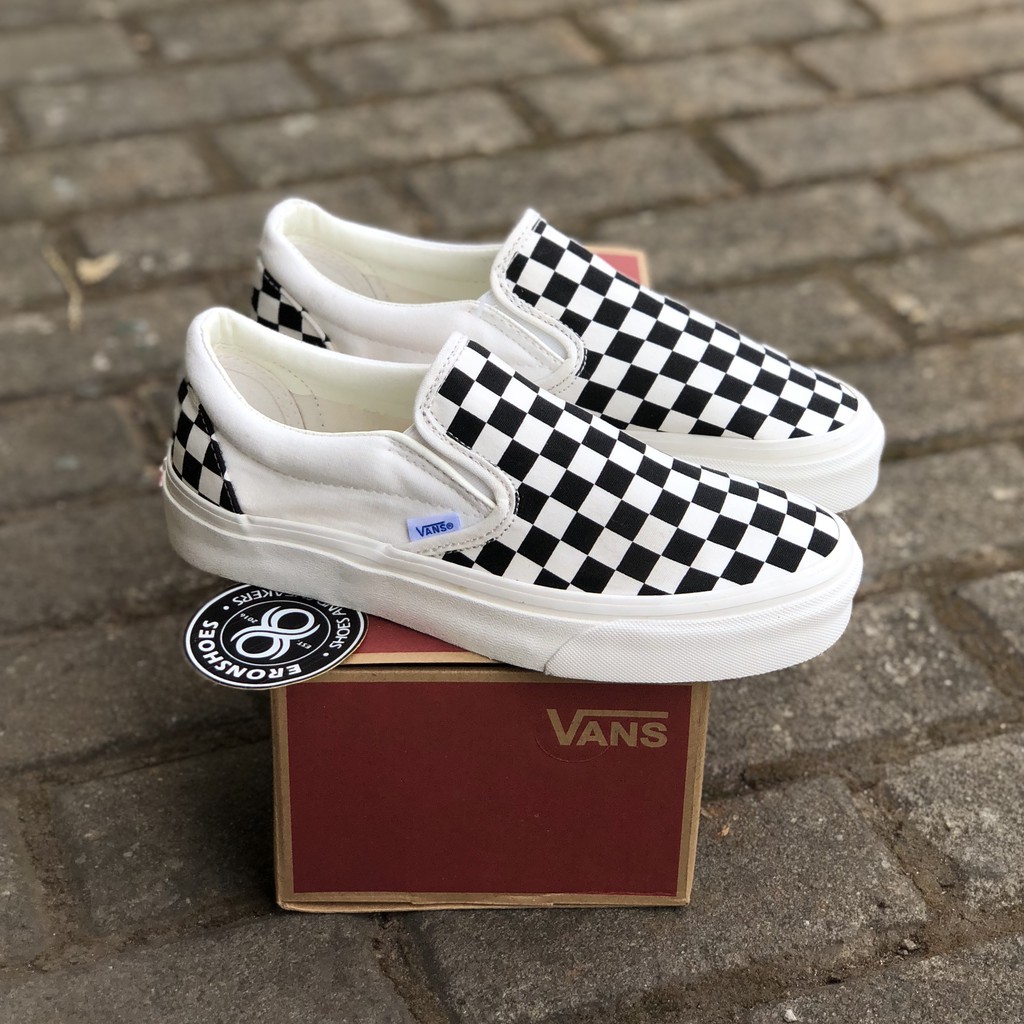 100 MIRROR VANS VAULT OG SLIP ON LX CHECKERBOARD BLACK 100 MIRROR VANS VAULT OG SLIP ON LX CHECKERBOARD BLACK